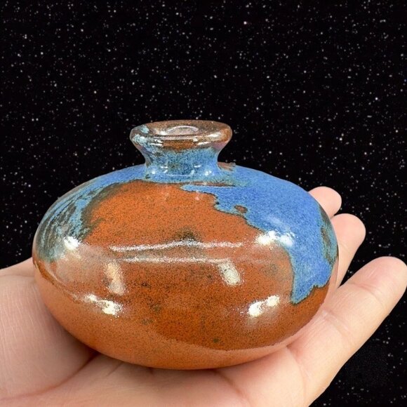 Vintage Hand Trown Art Pottery Bud Vase Signed Hand Made Ceramic Blue Red Drip - Picture 14 of 16